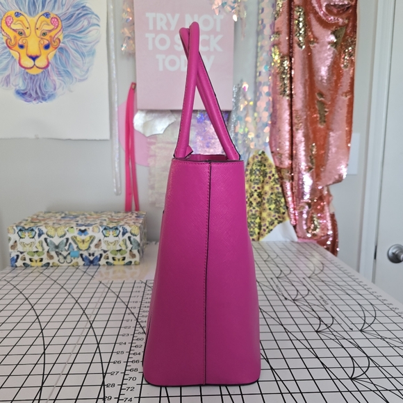 Pink Zip Tote - Target - Picture 4 of 16